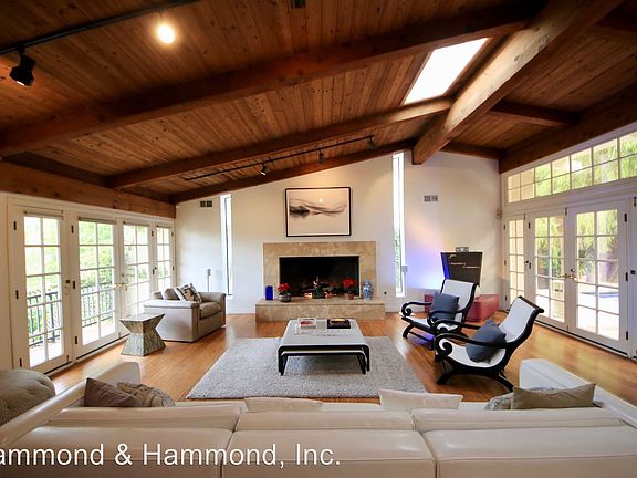 2nd image of 4567 Tara Dr