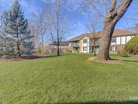 2nd image of 11136 Cottonwood Dr #1A