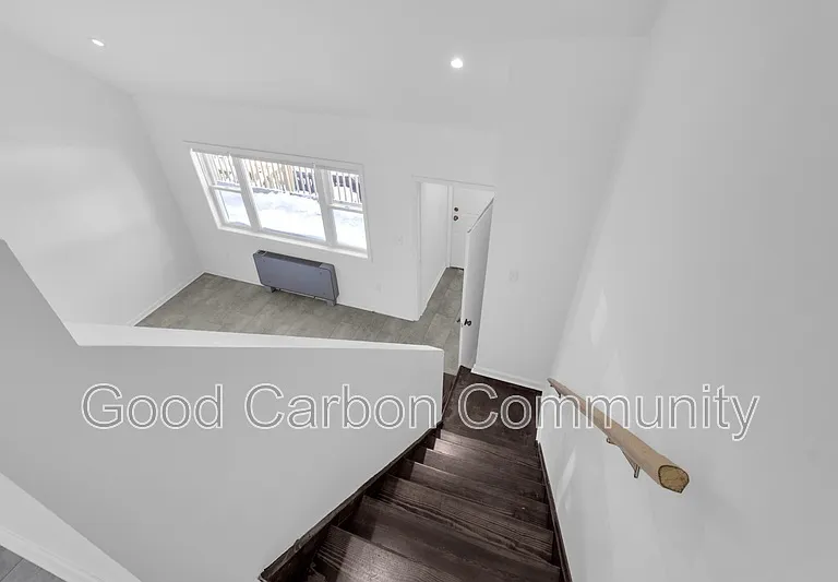 209 Summer St #LOFT — Photo 13