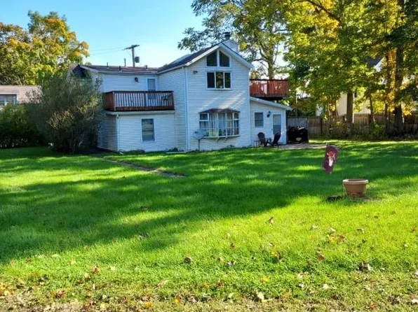 6 Walker St, Newton, NJ 07860