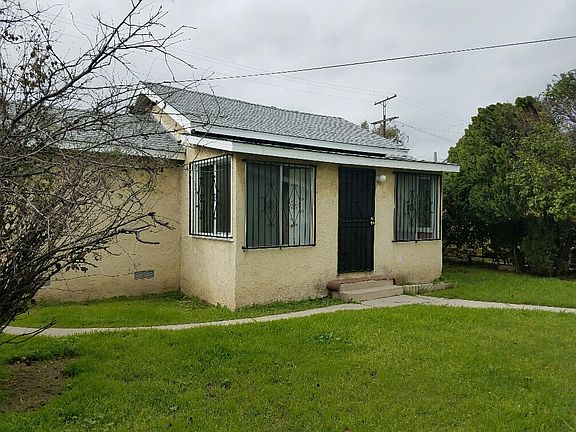 2nd image of 1053 Lecouvreur Ave