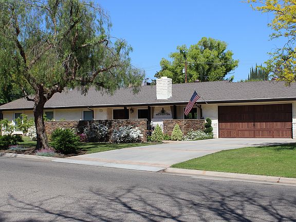 2nd image of 1130 E Plymouth Way