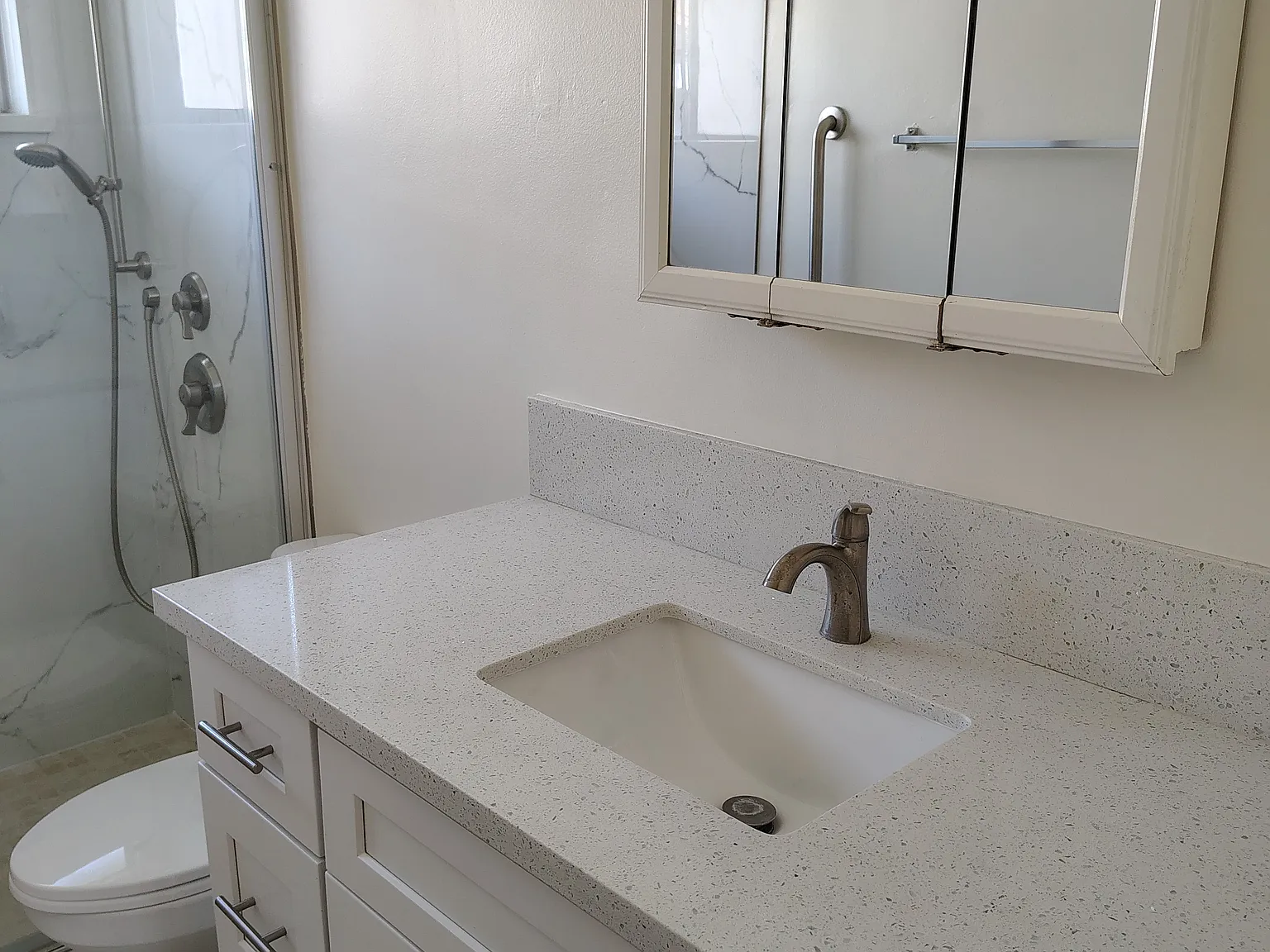 2 bed, $2,290 — Photo 3