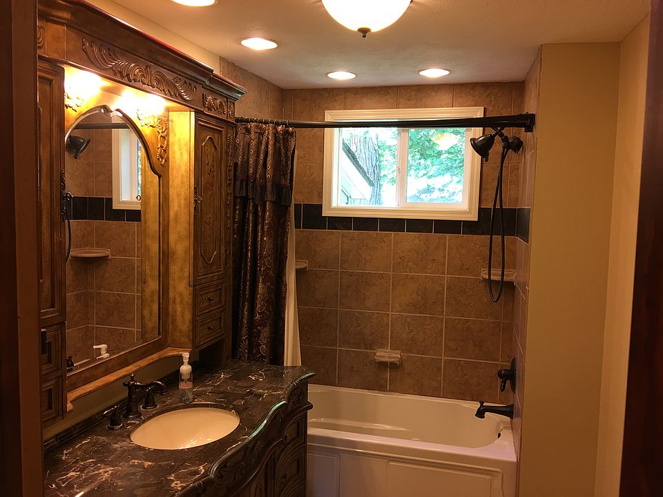 1st image of 804 Newton Ave