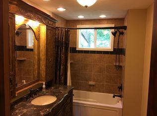 804 Newton Ave, Johnston City, IL 62951