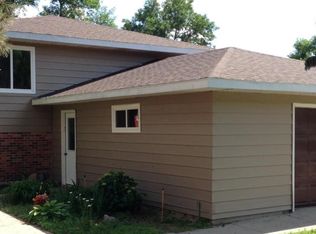 408 N Lake Dr, Watertown, SD 57201