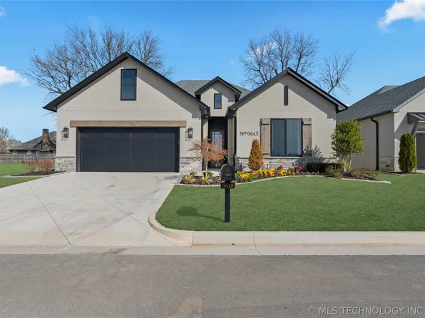 9613 E 119th Ct S, Bixby, OK 74008