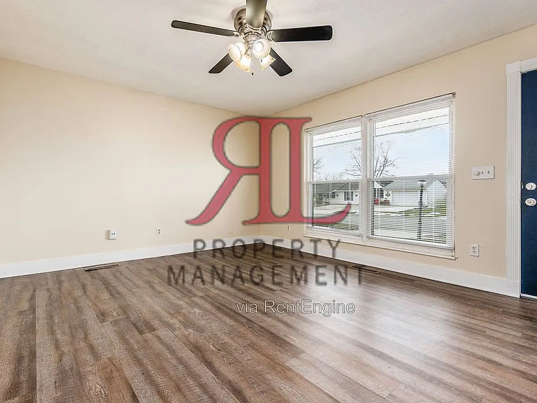 5026 Astoria Ave — Photo 5