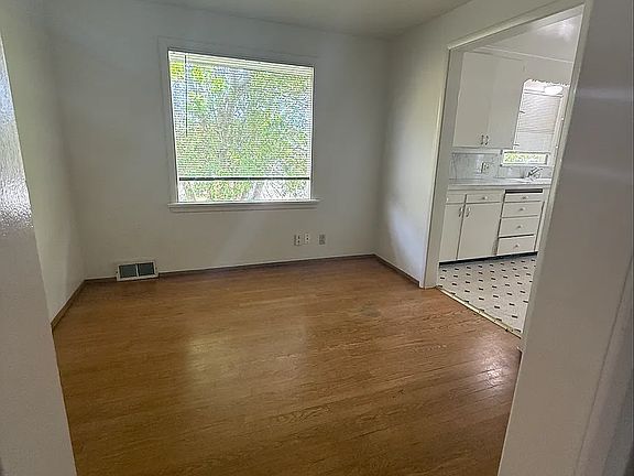 4th image of 3857 24th Ave W