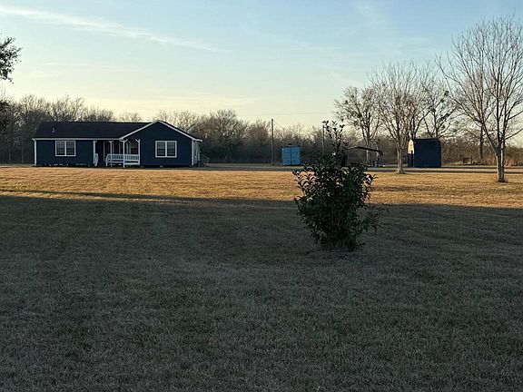 3rd image of 6047 W Creek Rd