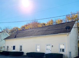 23 Church St, Killingly, CT 06241