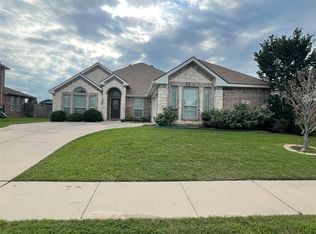 1711 Grey Willow Ln, Arlington, TX 76002