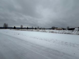 34489 Airport Ct, Frontenac, MN 55026