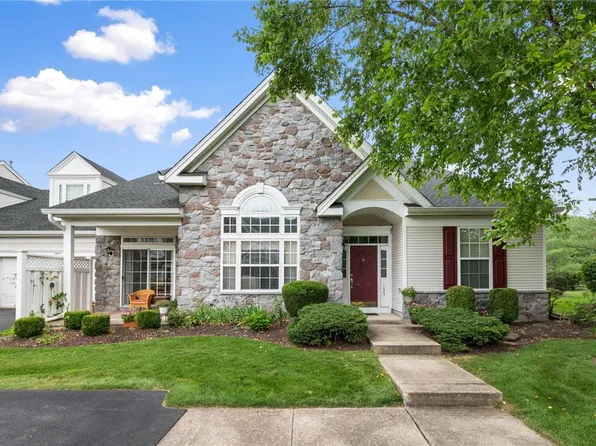 1849 Gregory Pl, Hellertown, PA 18055