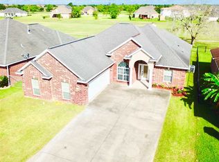 3595 Lake Arthur Dr, Port Arthur, TX 77642