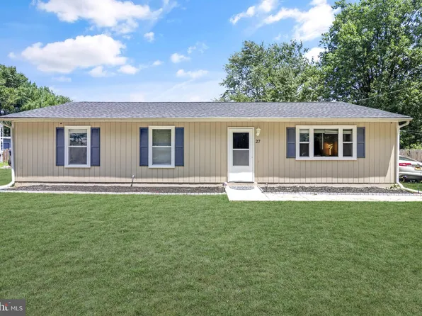 27 Fox St, Browns Mills, NJ 08015