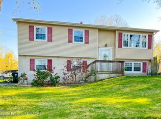 18 Dina Pl, Jackson, NJ