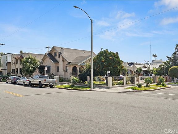 2nd image of 4214 Rosewood Ave