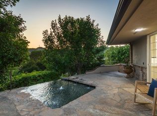 940 Monarch Dr, La Canada Flintridge, CA 91011