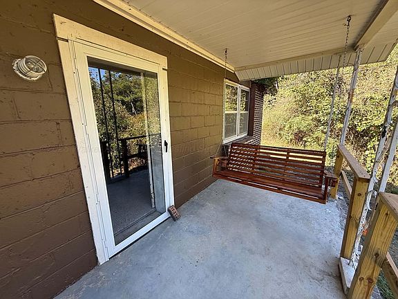 5th image of 525 Aldridge Rd