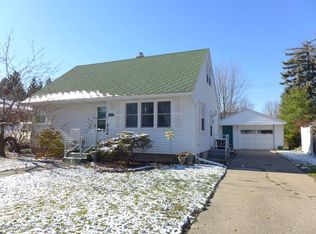 4820 Alpha St, Lansing, MI 48910