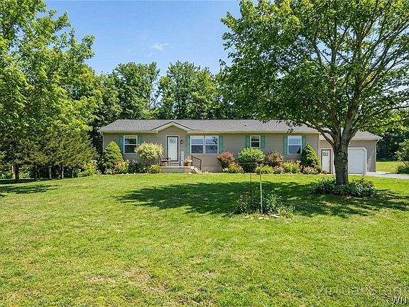 3rd image of 10960 Dennison Rd