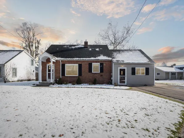 155 East Ave, Grass Lake, MI 49240
