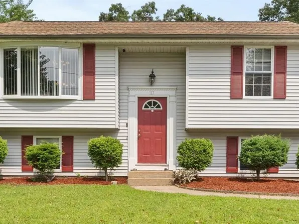 117 Northup St, Warwick, RI 02889