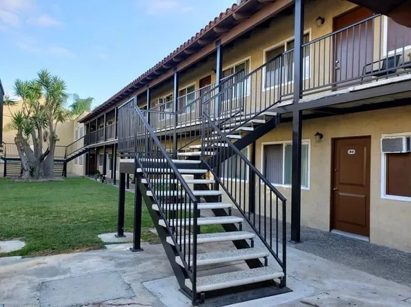 291 Avocado St #A06, Costa Mesa, CA 92627
