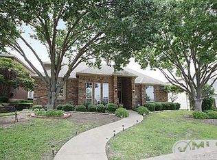1906 Diamond Ridge Ct, Carrollton, TX 75010