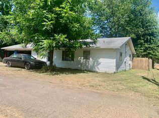 228 Shrine St W, London, AR 72847