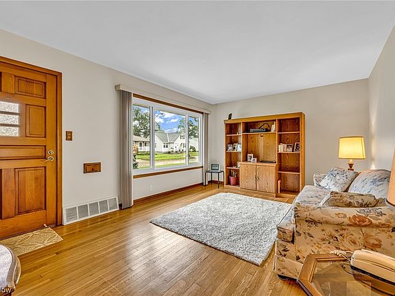 4th image of 5084 W 150th St