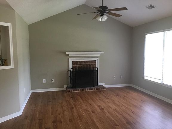 5th image of 103 Thornhill Ct