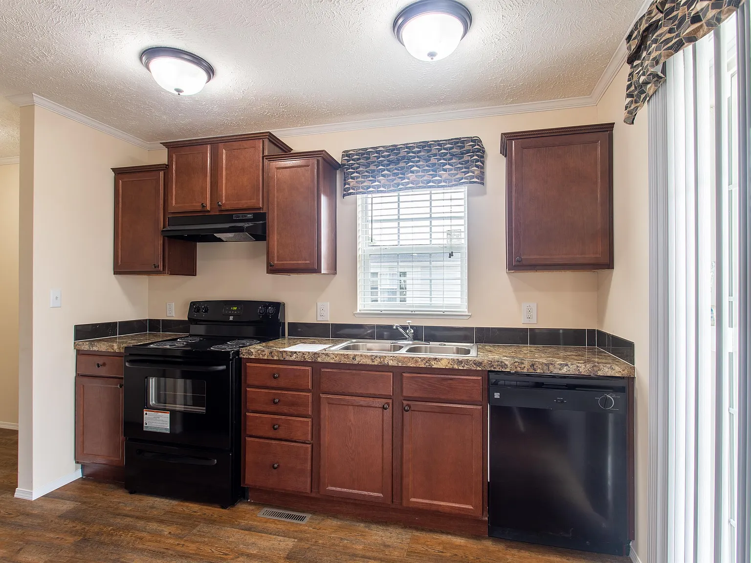 River Valley Estates — Photo 4