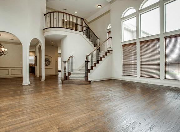 5th image of 1718 Edinburg Ct