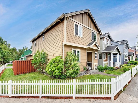 2nd image of 5519 NE 44th Street