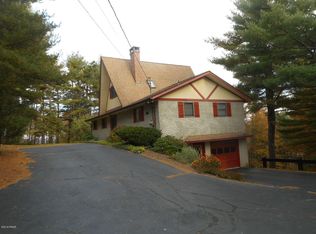 105 Greenwood Cir, Milford, PA 18337