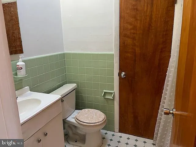 6465 Ditman St — Photo 17