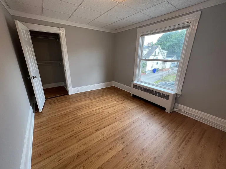 68 Kenney St — Photo 9