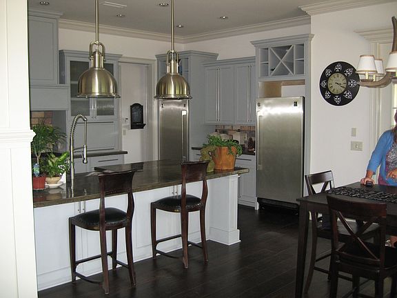 Dining into kitchen view