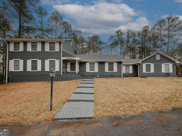 4995 Greentree Trl, Atlanta, GA 30349