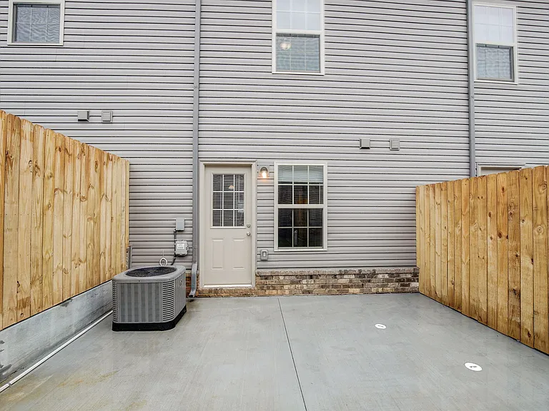 Greystone Townhomes — Photo 21