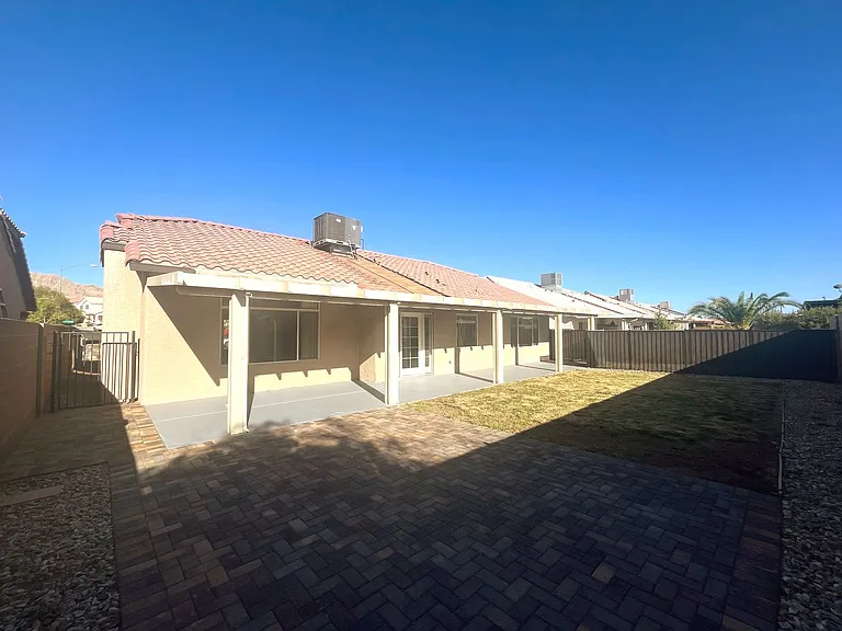 1667 Tangerine Rose Dr — Photo 41