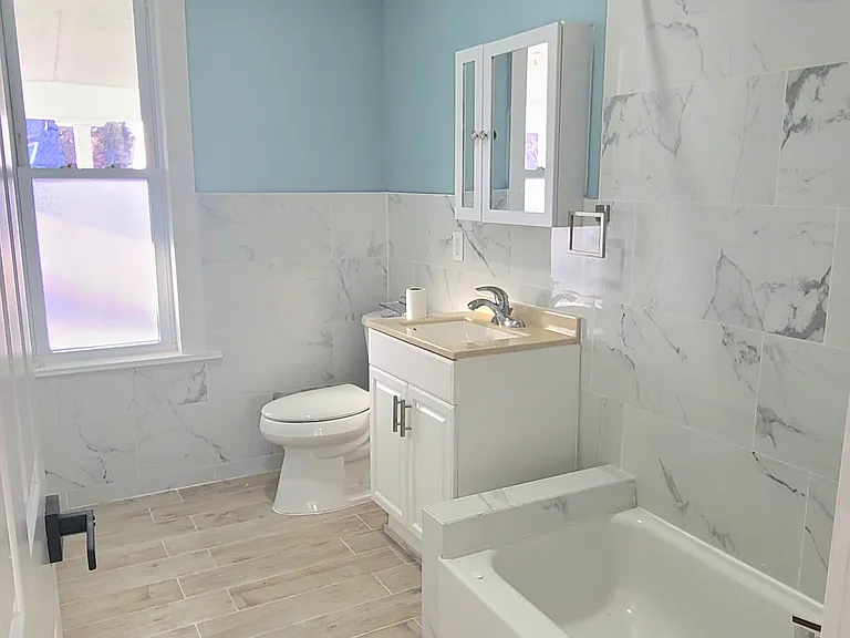 73 Oak Ln #2 — Photo 8