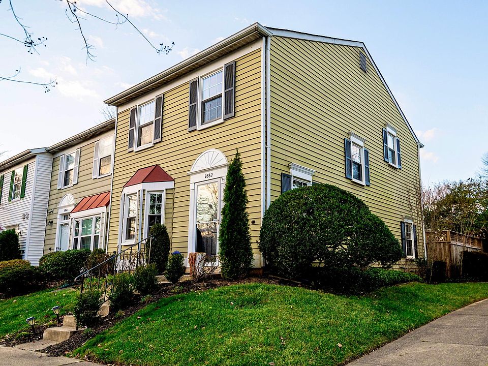 1st image of 9862 Oakdale Woods Ct