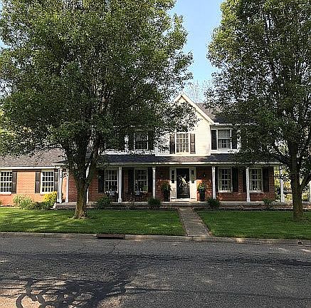 2nd image of 1227 Fogg Dr