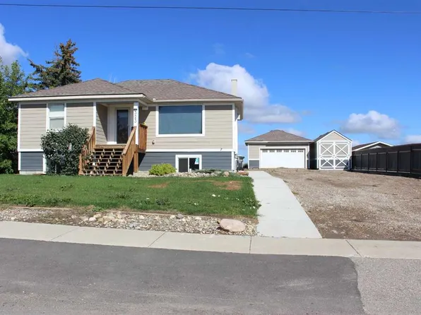 323 3rd St S, Taber, AB T0K 0Z0