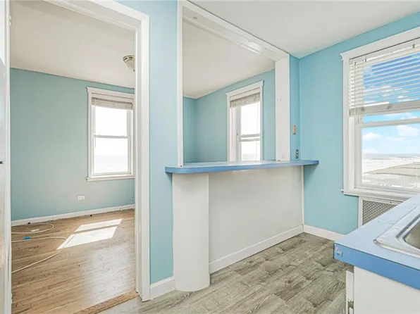 125 Beach 124th Street image 6 of 26