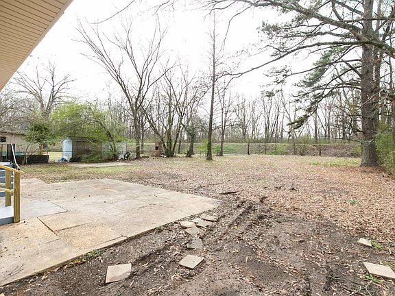 5th image of 2312 Circle Dr