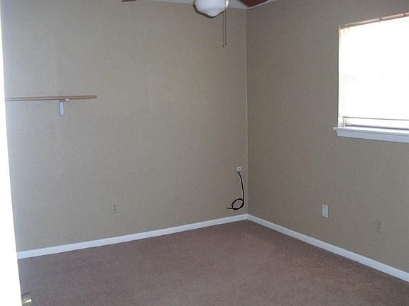 4th image of 2816 Jana Ln